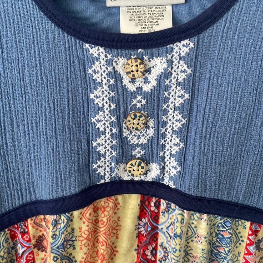 Dress - Picture 3 of 3